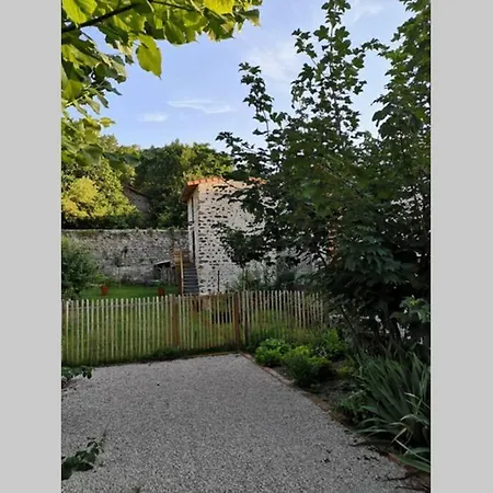 La Dilettante, Petite Maison Renovee, Avec Jardin * Vertaizon